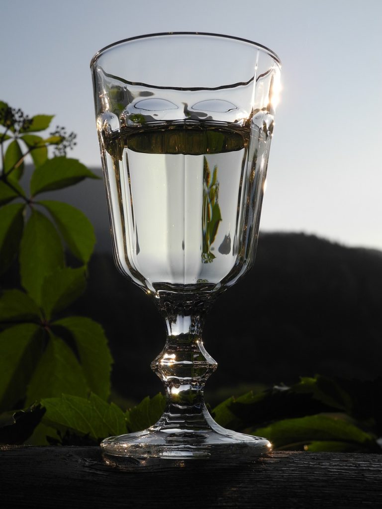 wine glass 862777 1280